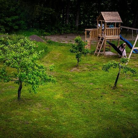 Pinska Guesthouse Cozy Apartment Вільянді Екстер'єр фото