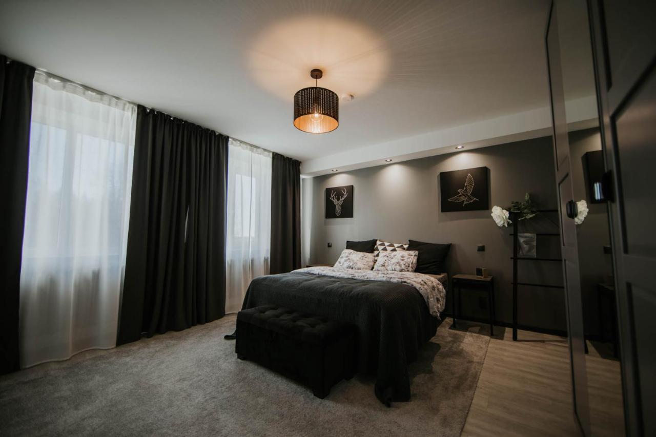 Pinska Guesthouse Cozy Apartment Вільянді Екстер'єр фото