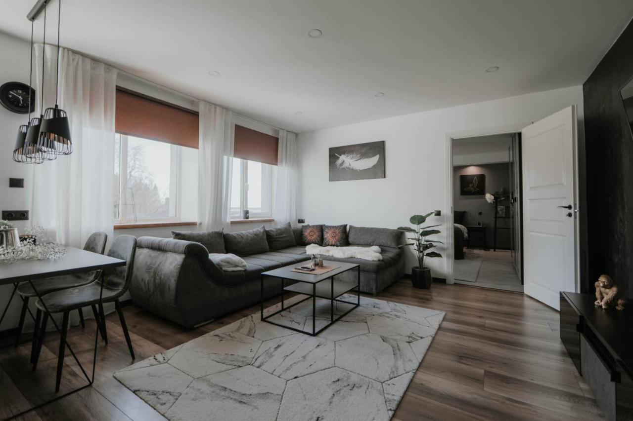 Pinska Guesthouse Cozy Apartment Вільянді Екстер'єр фото