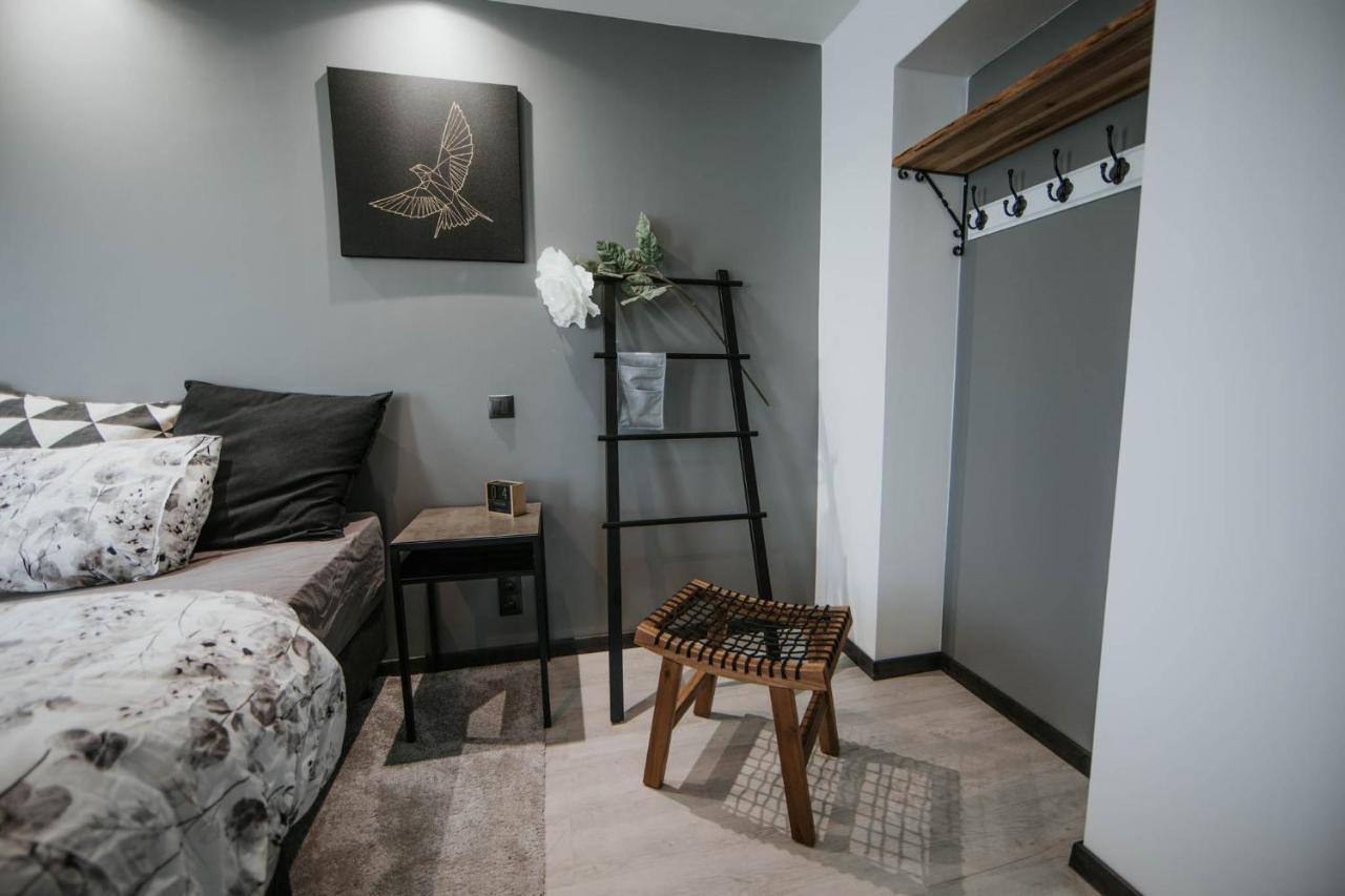 Pinska Guesthouse Cozy Apartment Вільянді Екстер'єр фото